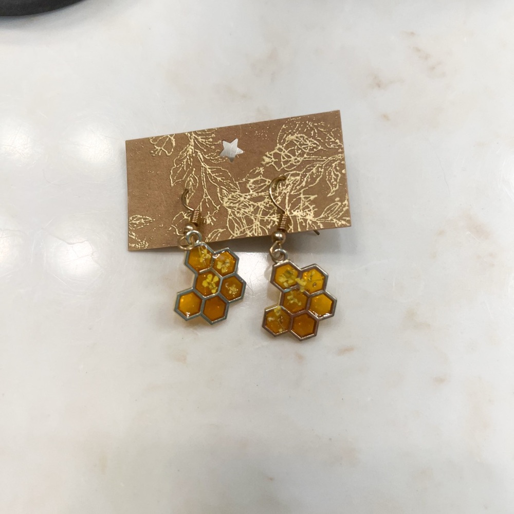 Gold Honeycomb Pressed Flower Earrings | Cottagecore & Nature-Inspired, NWOT